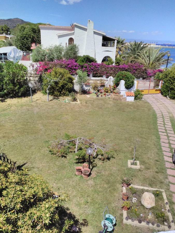 Villa Adelina Sarroch Bagian luar foto