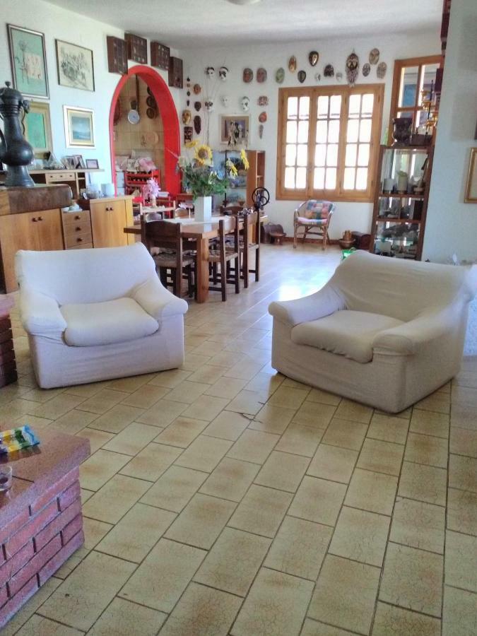 Villa Adelina Sarroch Bagian luar foto