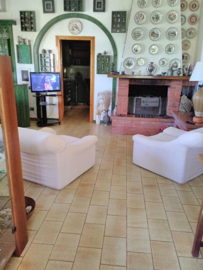 Villa Adelina Sarroch Bagian luar foto