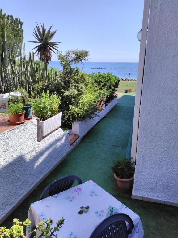 Villa Adelina Sarroch Bagian luar foto