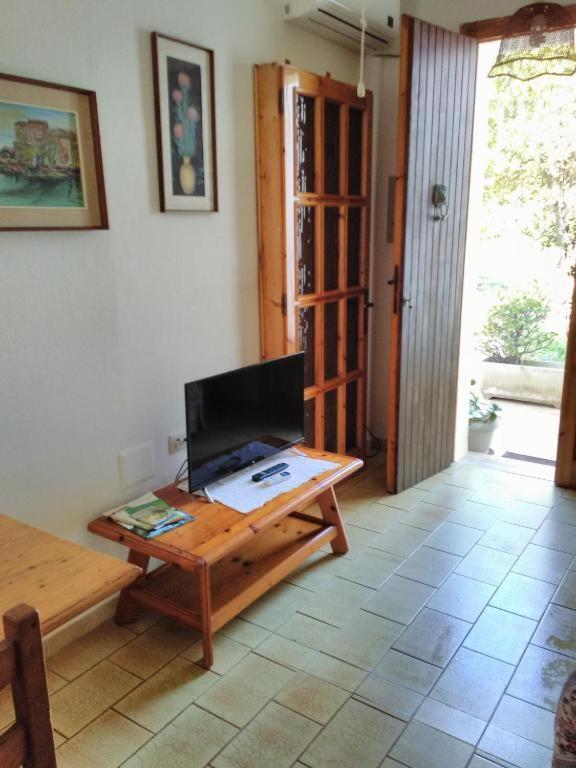 Villa Adelina Sarroch Bagian luar foto