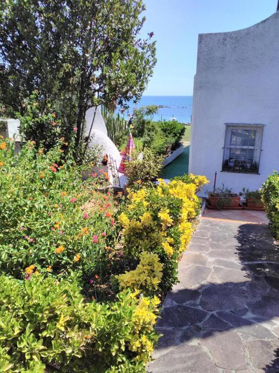 Villa Adelina Sarroch Bagian luar foto